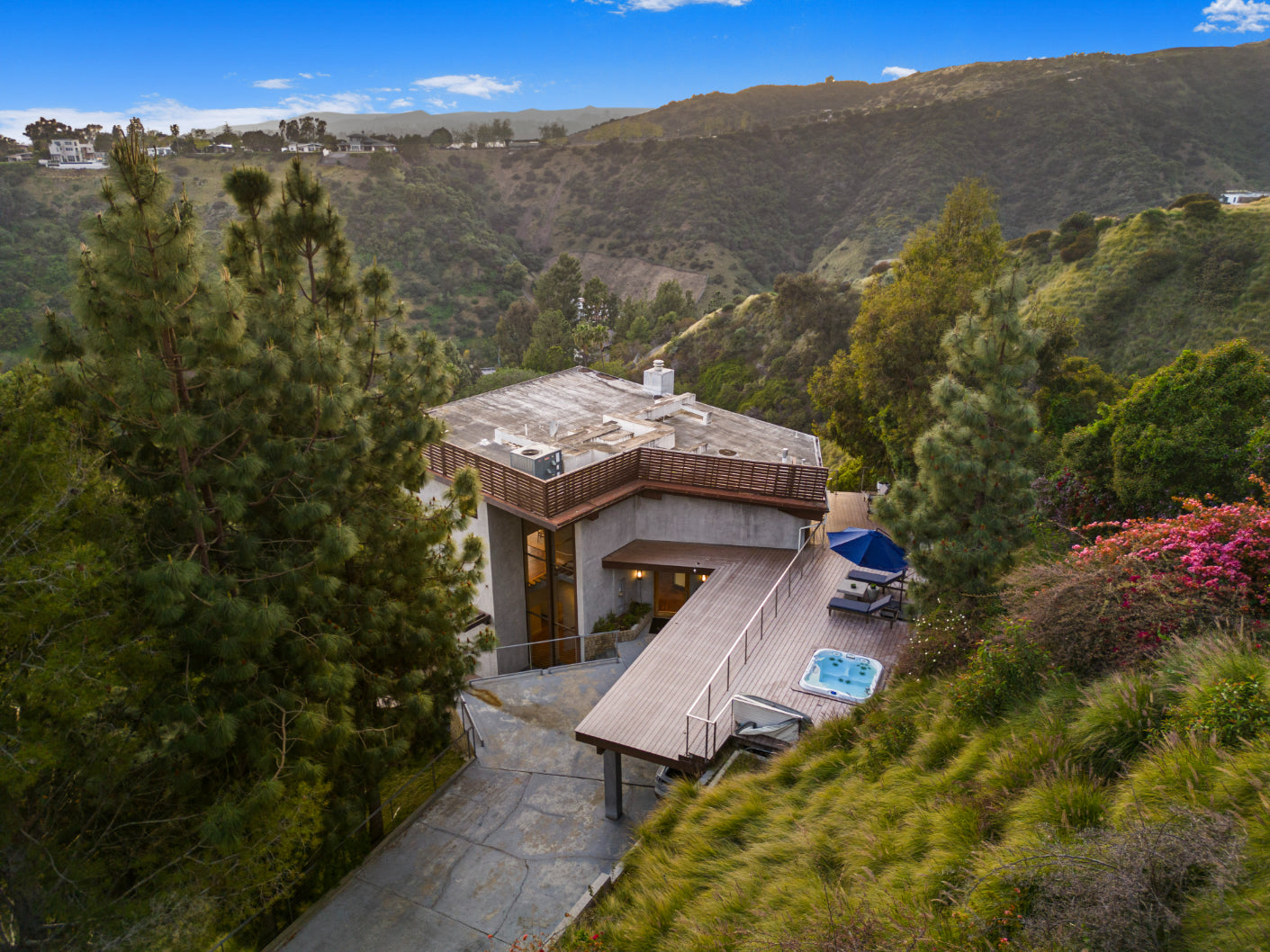 Summitridge - Beverly Hills