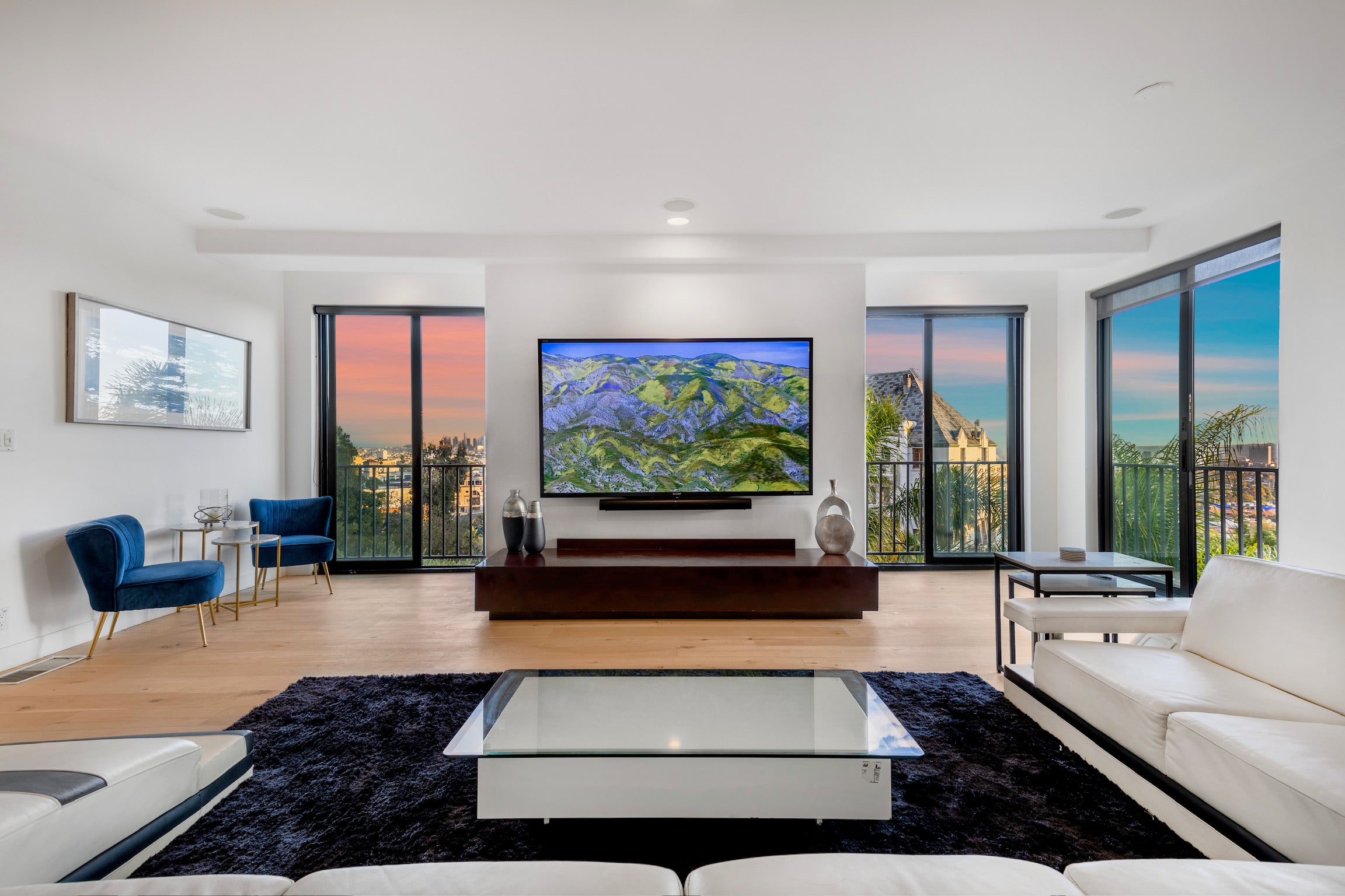 Hollywood Hills skyline villa! Casa Milano